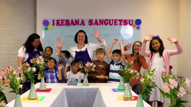 Capa do vídeo “Demonstração da Aula de Ikebana Kids - IMMB 2025”